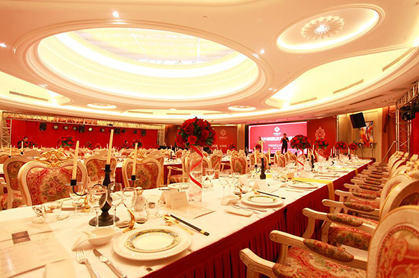 完美的舉辦一場有趣的年會策劃包含哪些內(nèi)容？